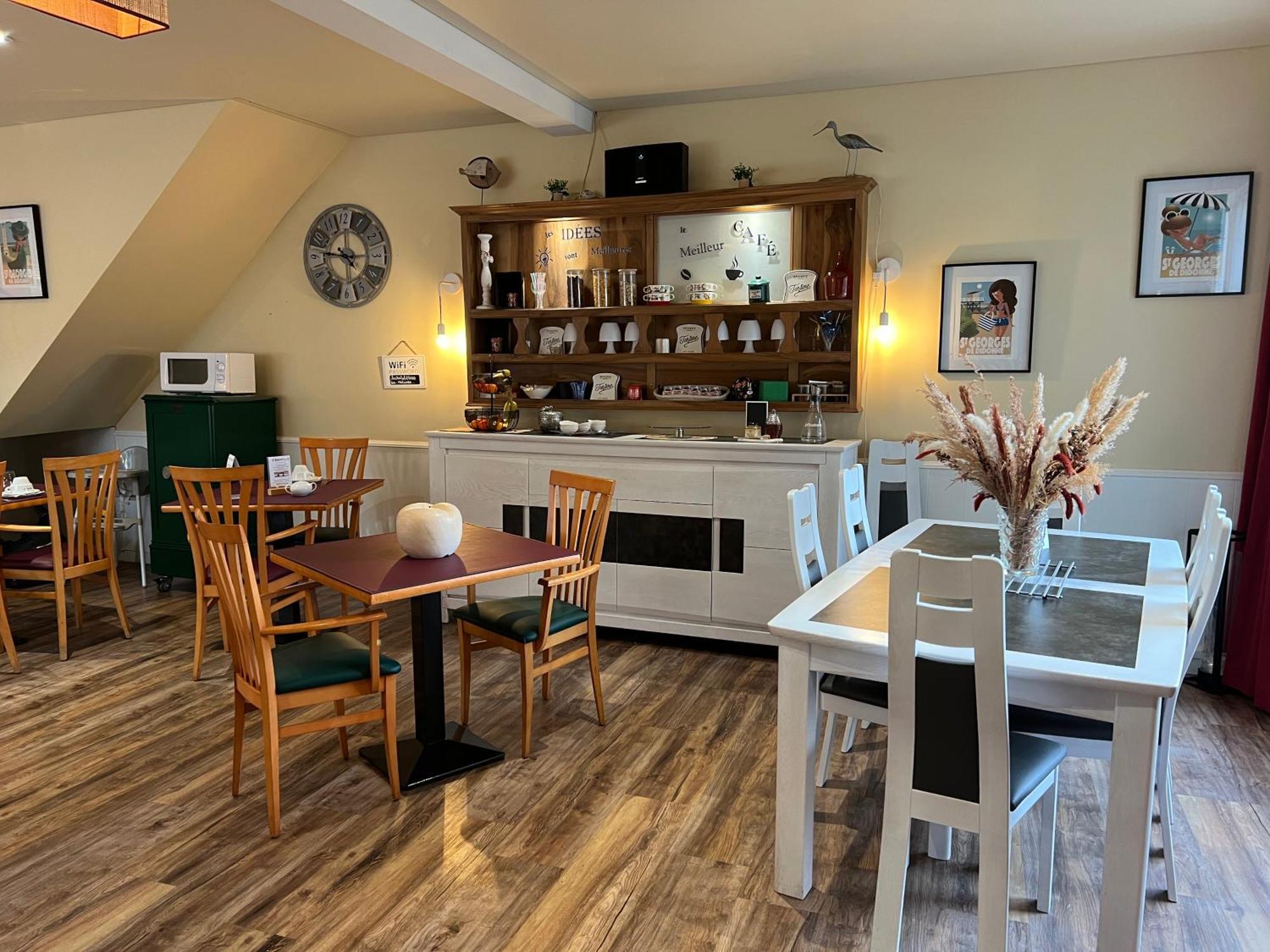 Le Crist'Al, Hotel Familial, Climatise, En Front De Mer Saint-Georges-de-Didonne Exterior foto