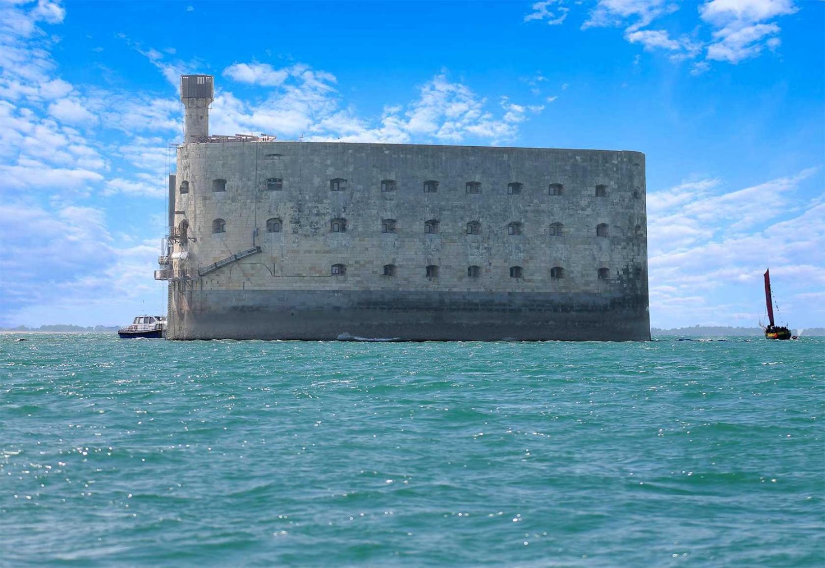 Le Crist'Al, Hotel Familial, Climatise, En Front De Mer Saint-Georges-de-Didonne Exterior foto