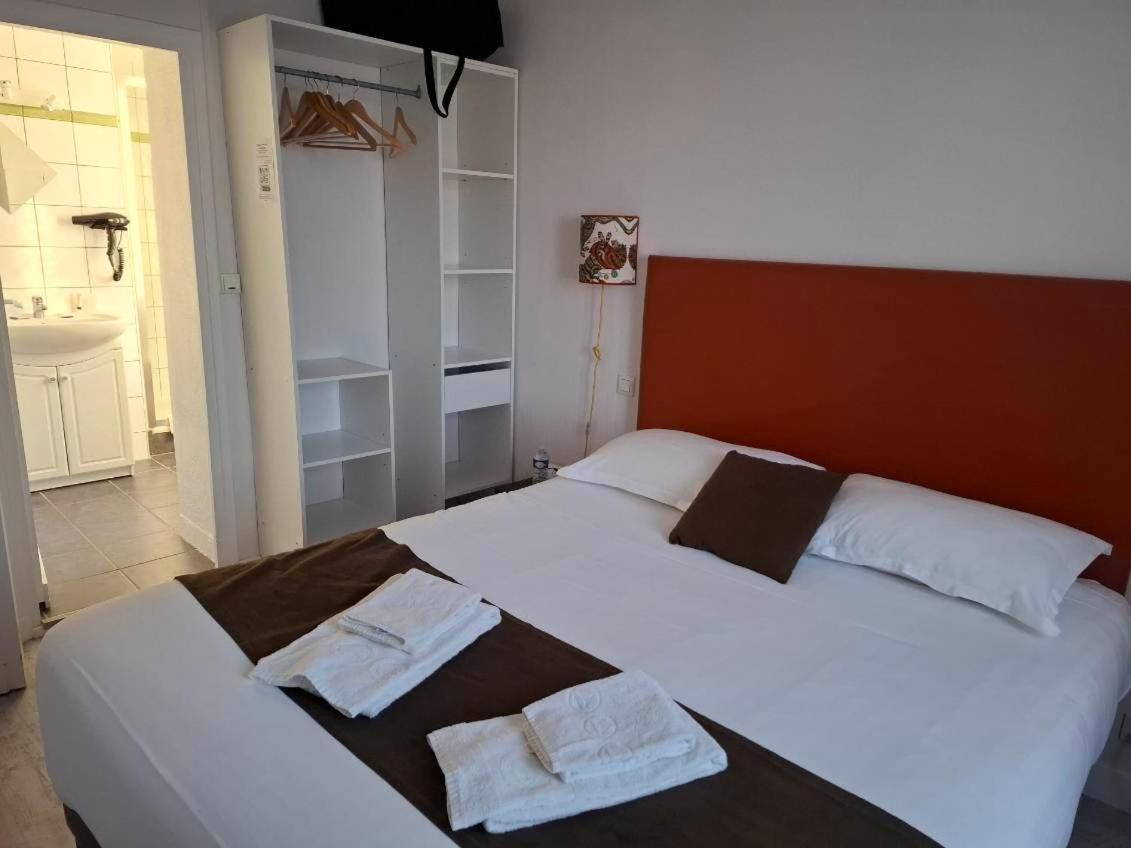 Le Crist'Al, Hotel Familial, Climatise, En Front De Mer Saint-Georges-de-Didonne Habitación foto
